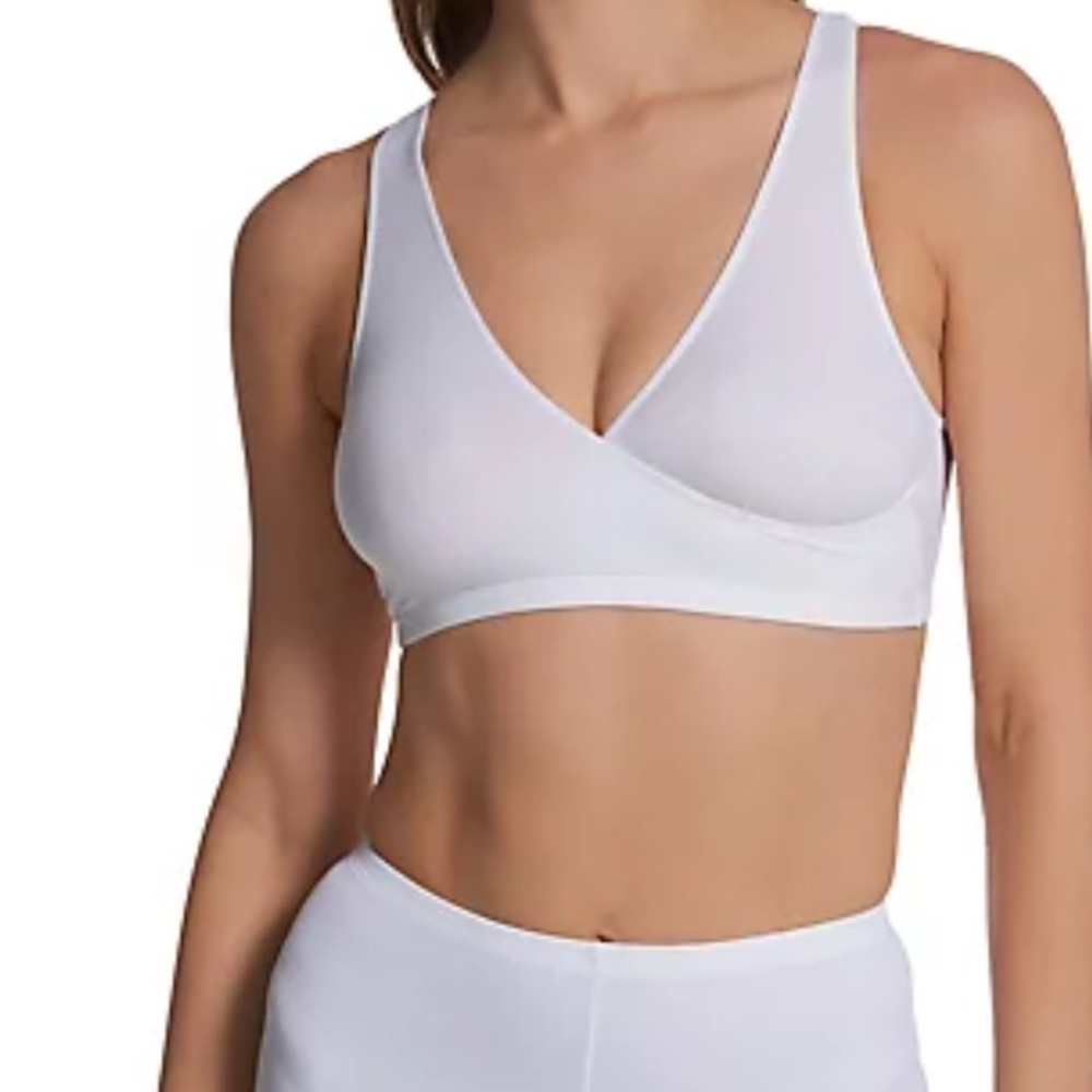 Elite crossover bra white NWT 8838 size 32 silk magic